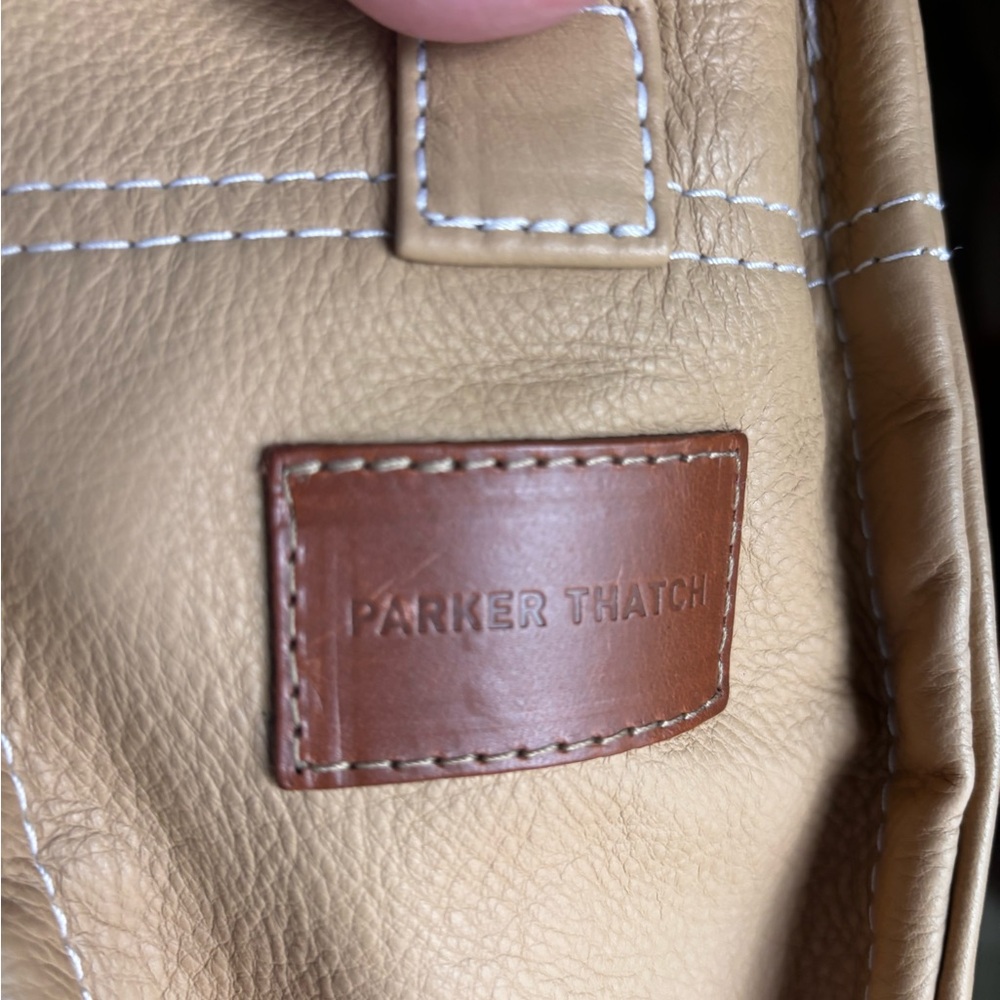 Parker Thatch Medium Mimi in leather (Butterscotch color) - Picture 15 of 17